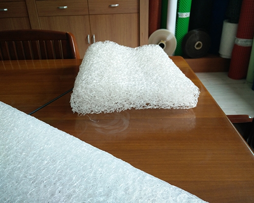 塑料地垫生产线设备为你讲解床垫的生产工艺
